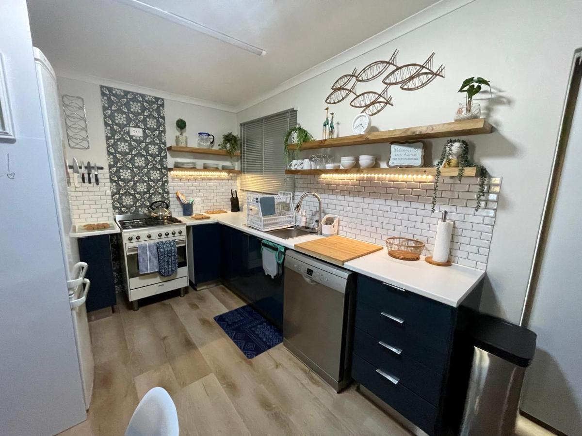 Adorable 2 Bedroom Cottage With Spacious Veranda Hermanus Buitenkant foto