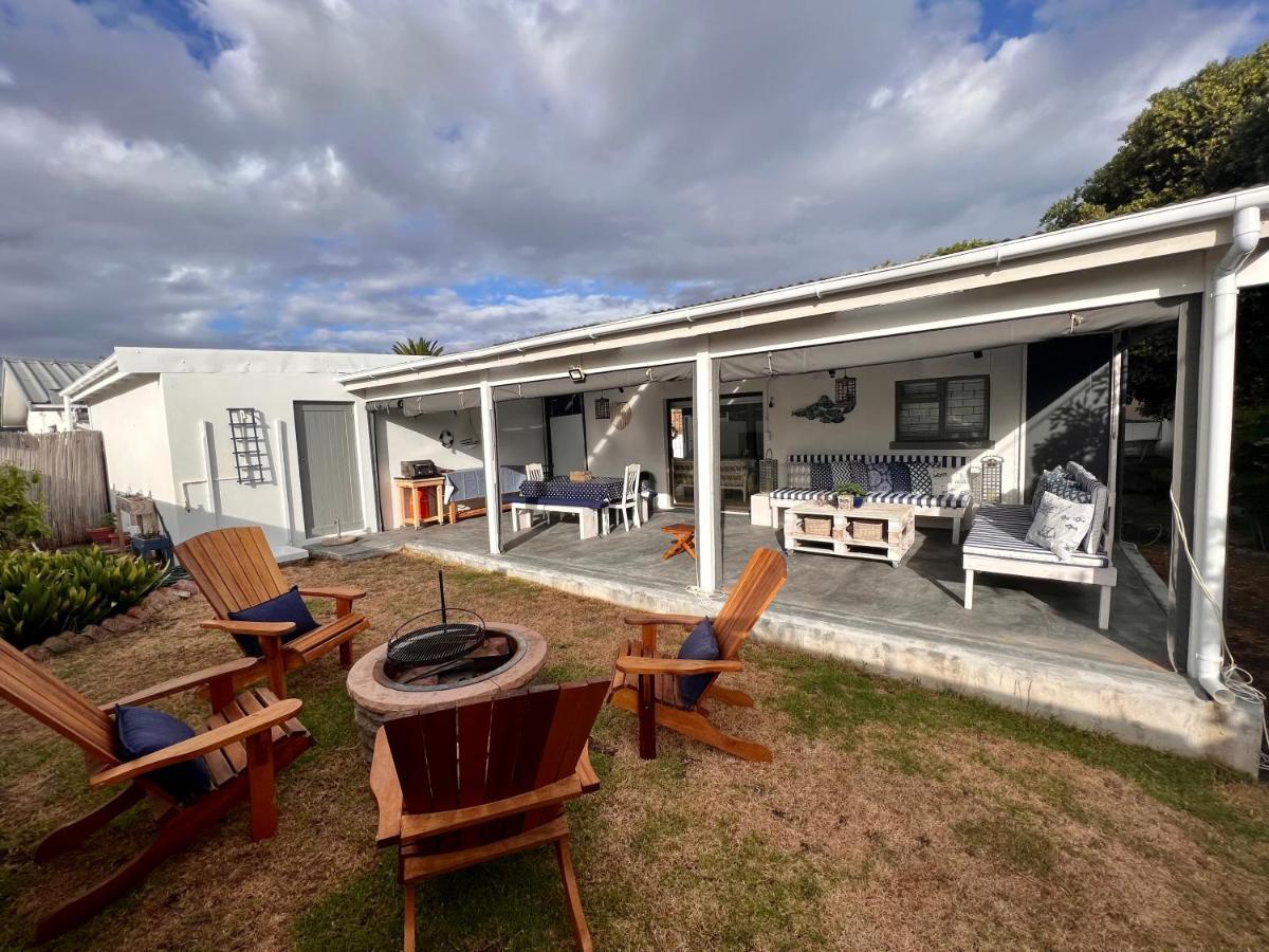 Adorable 2 Bedroom Cottage With Spacious Veranda Hermanus Buitenkant foto